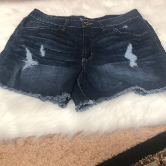 Time and Tru Pants - Time and Tru size 16 high rise short